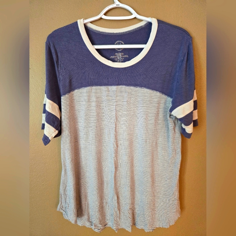 Maurices Blue and White Striped Short Sleeve Tee